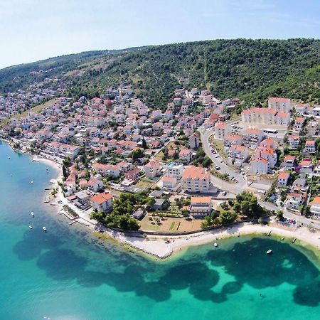 Apartments By The Sea Mastrinka, Ciovo - 4836 Trogir Eksteriør bilde
