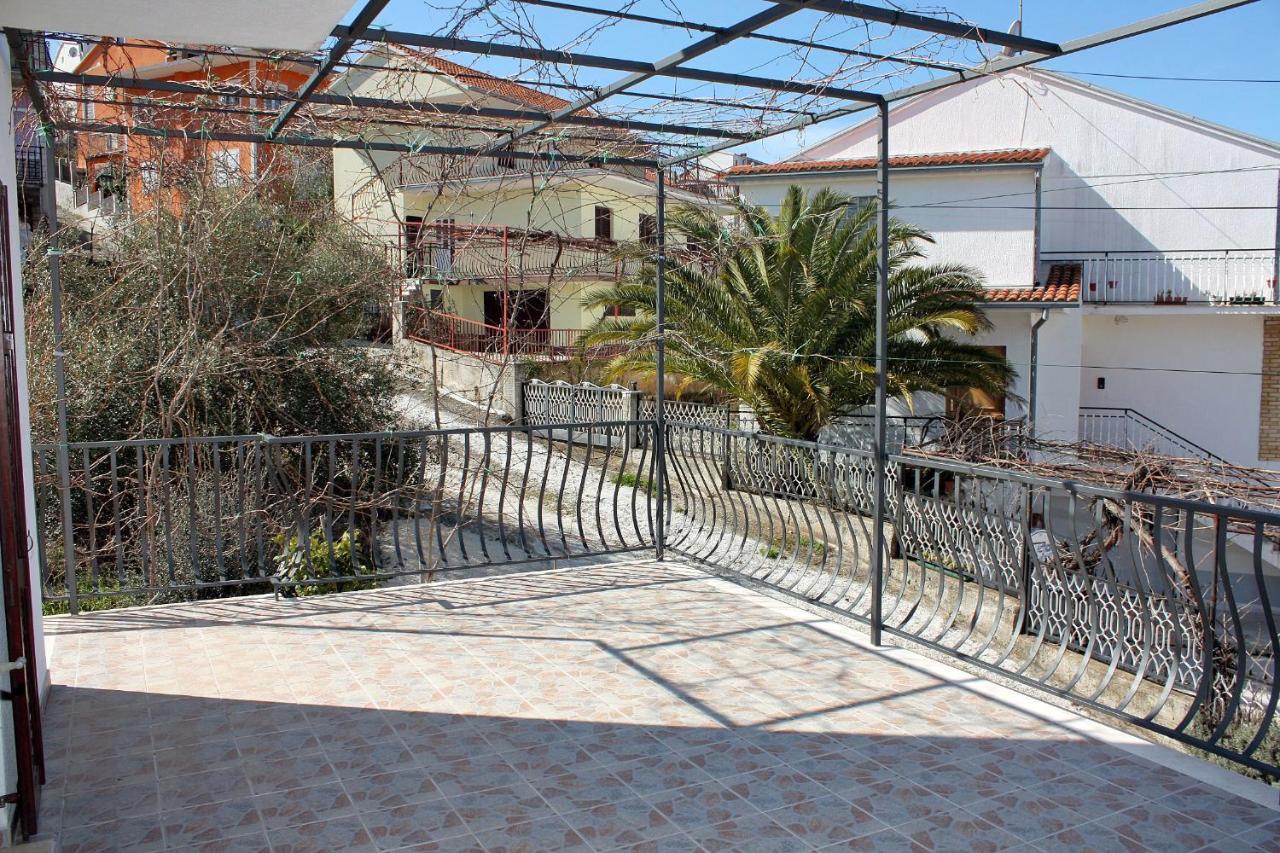 Apartments By The Sea Mastrinka, Ciovo - 4836 Trogir Eksteriør bilde