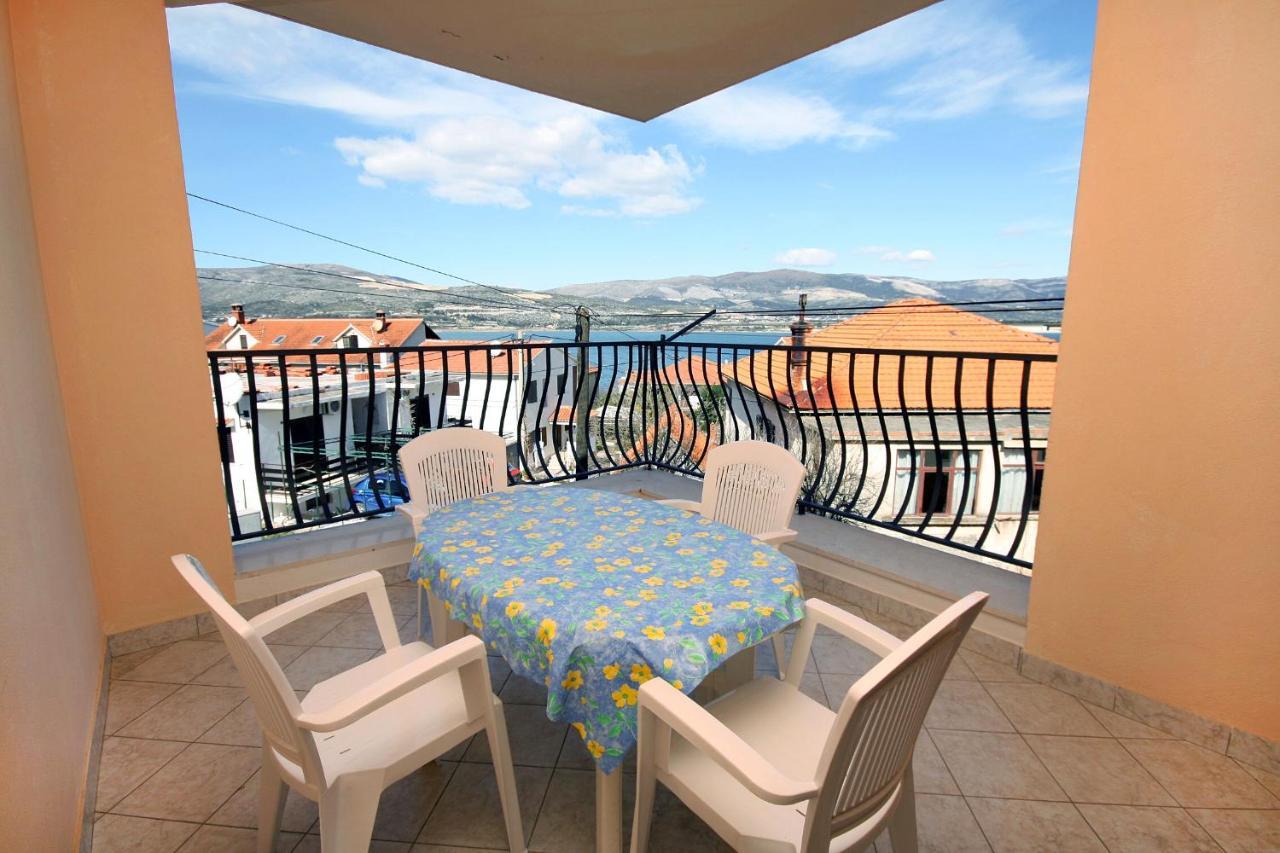 Apartments By The Sea Mastrinka, Ciovo - 4836 Trogir Eksteriør bilde