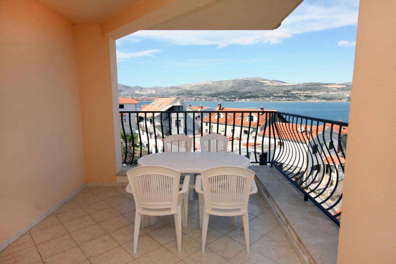 Apartments By The Sea Mastrinka, Ciovo - 4836 Trogir Eksteriør bilde
