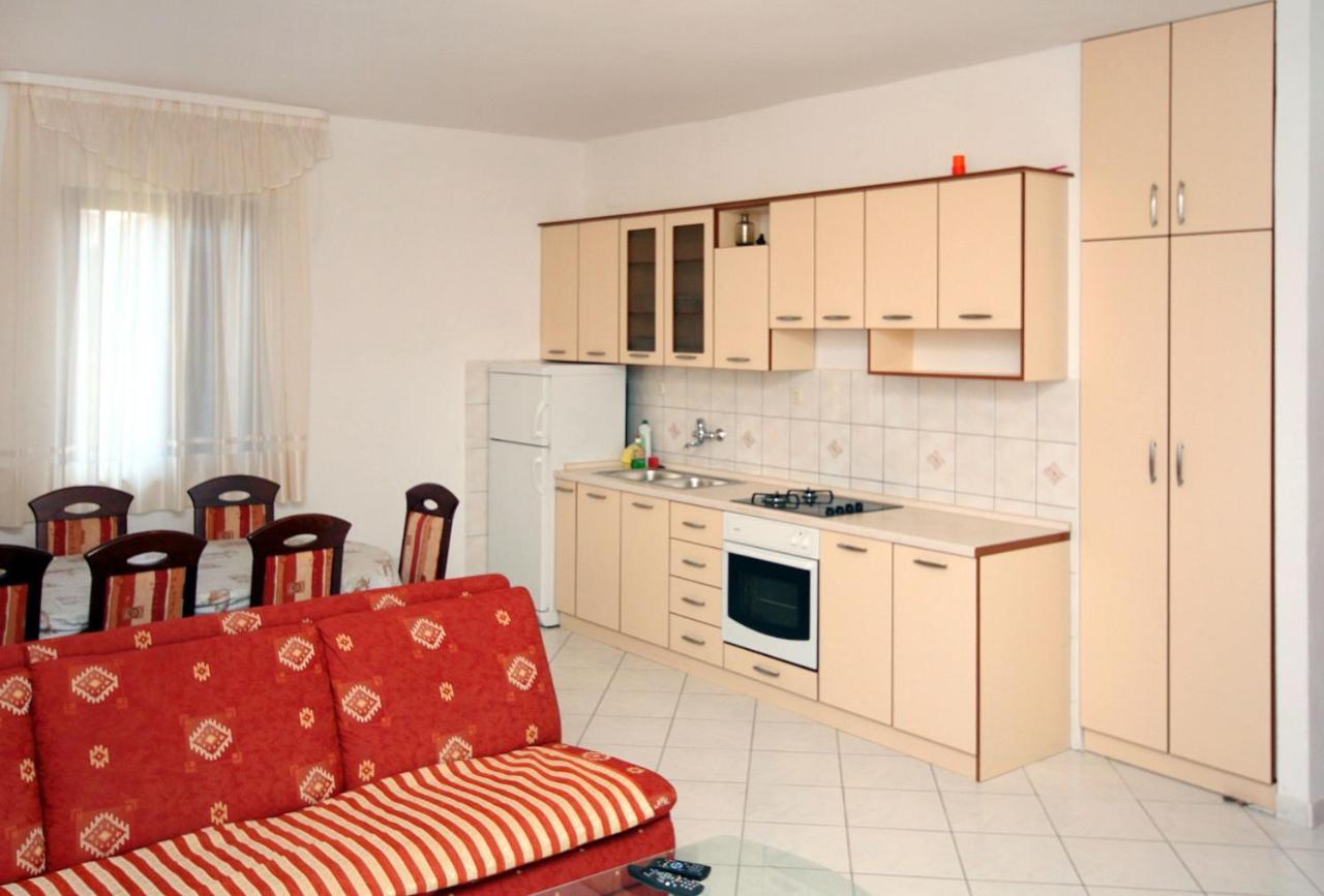 Apartments By The Sea Mastrinka, Ciovo - 4836 Trogir Eksteriør bilde