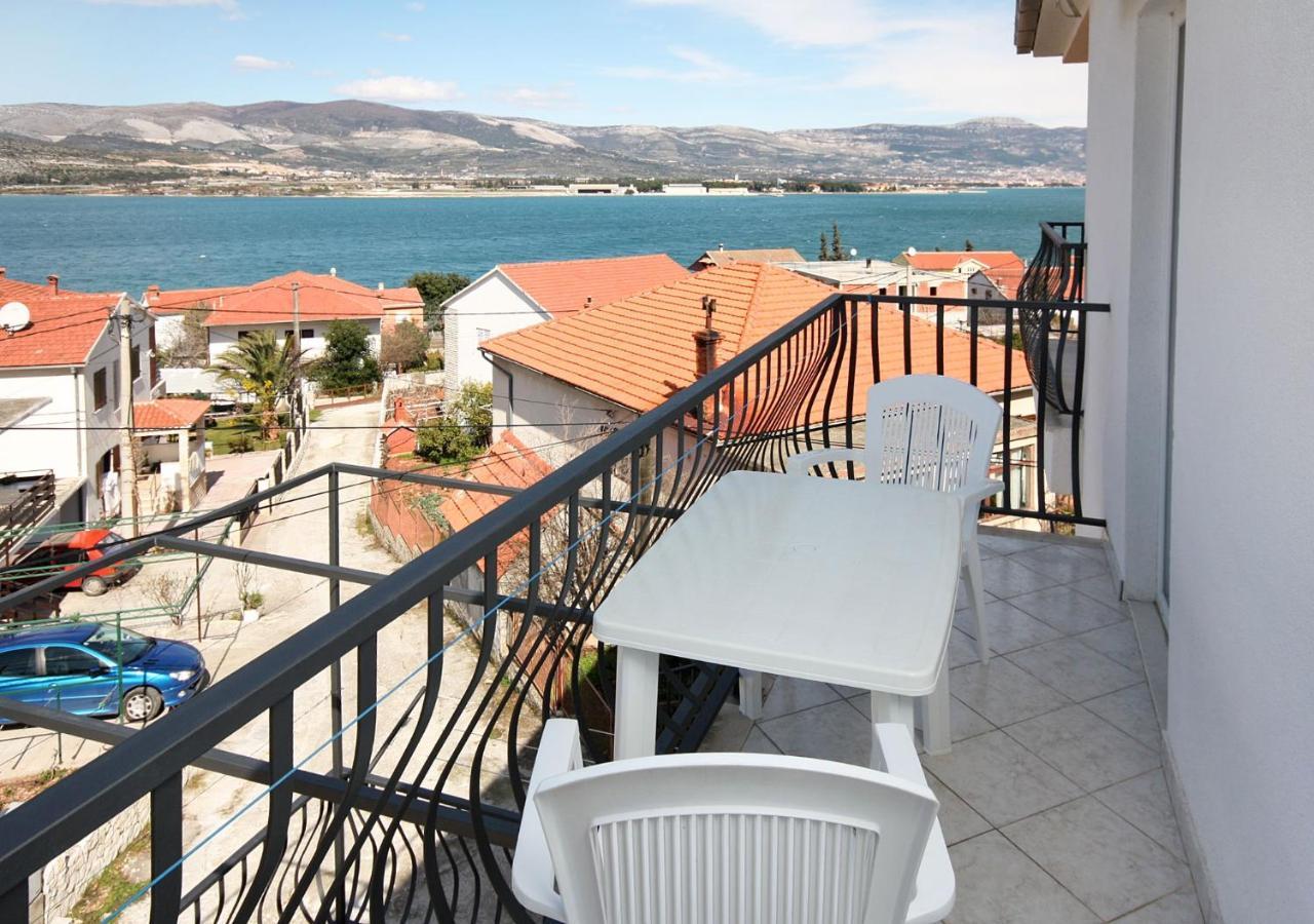 Apartments By The Sea Mastrinka, Ciovo - 4836 Trogir Eksteriør bilde